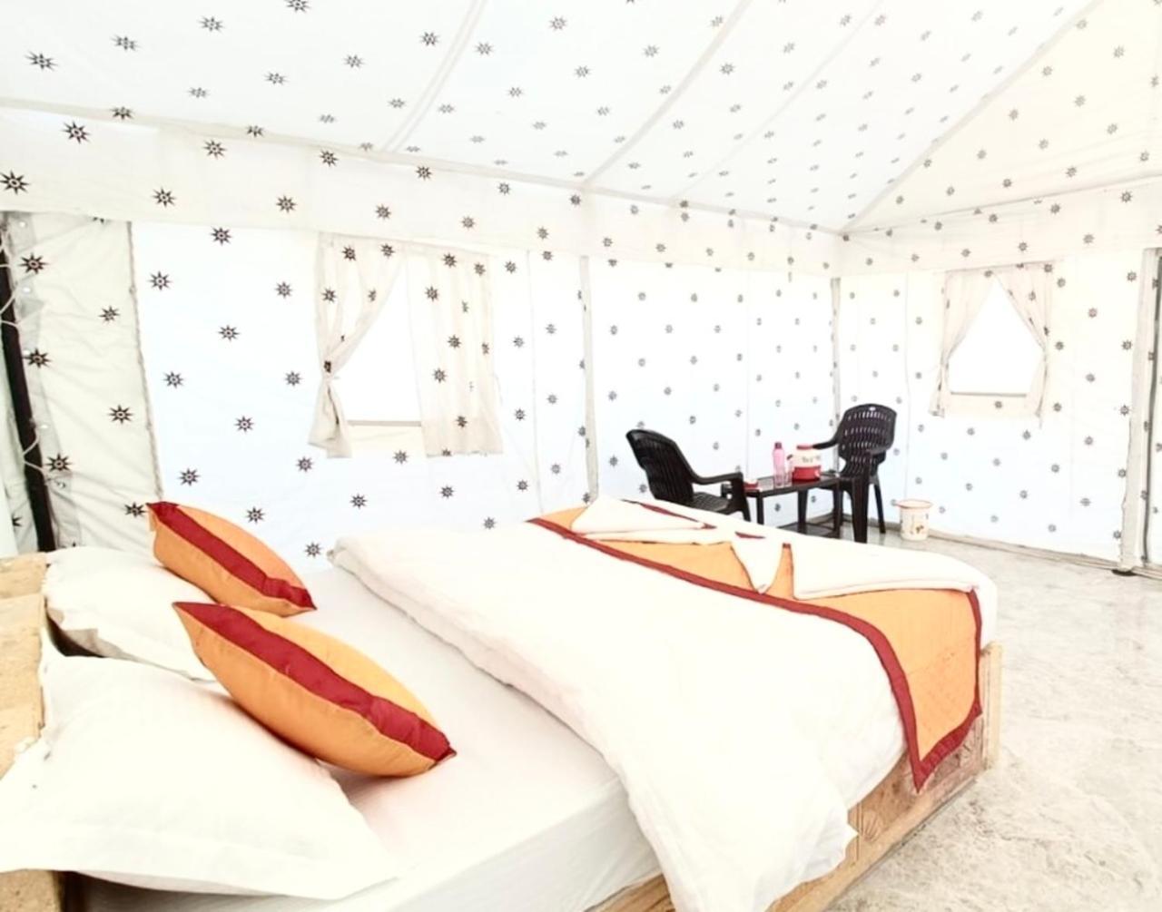The Saffron Desert Camp Jaisalmer Exterior photo